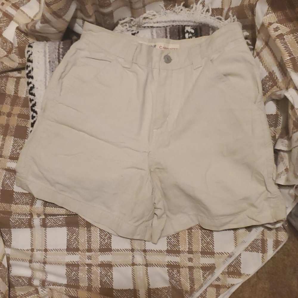 Shorts - Picture 2 of 7